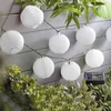 Kép 2/5 - Szolár lampion fényfüzér - 10 db fehér lampion, hidegfehér LED - 3,7 m