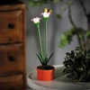 Kép 1/4 - Szolár színes virág - 8 x 8 x 32 cm - 10 melegfehér LED - lila