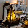 Kép 2/4 - Halloween-i LED lámpás - csontváz - melegfehér - fekete - 9,5 x 9,5 x 17 cm - 2 x AAA