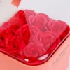 Kép 5/5 - 9 db műrózsa díszdobozban nyaklánccal - 11 x 11 x 9,5 cm - rózsaszín