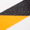 Kép 3/4 - Ragasztószalag - csúszásmentes - 5 m x 50 mm - sárga / fekete