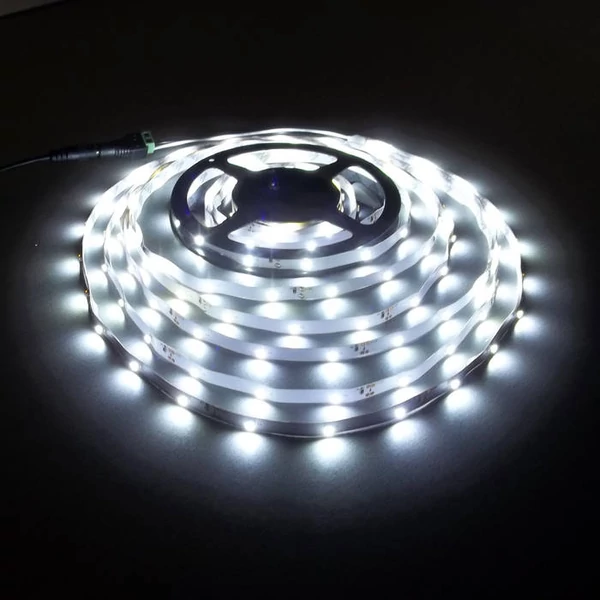 Beltéri Ledszalag 2,4W/m Hideg fehér 30LED/méter