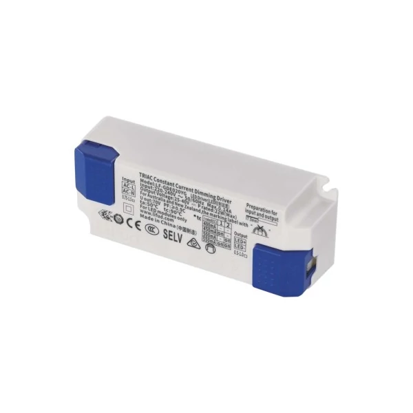 Triac dimmelhető meghajtó LED lámpatesthez 550mA 20W